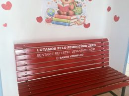 Banco Vermelho reforça alerta contra a violência à mulher em Santo Antônio do Planalto