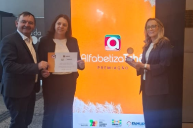 Educação de Santo Antônio do Planalto é reconhecida com premiação estadual