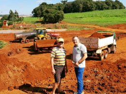 Prefeito Vilson Altmann acompanha nova obra de incentivo à produção leiteira