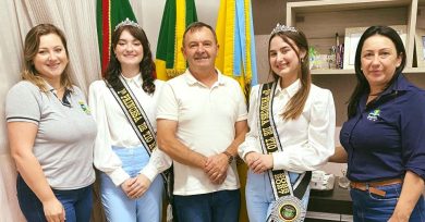 Santo Antônio do Planalto recebe convite para o Baile de Aniversário do município de Tio Hugo