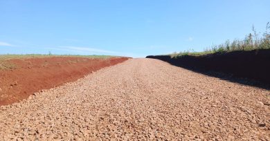 Obras avançam no interior com melhoria da estrada de Santo Antônio do Herval e Nossa Senhora do Carmo