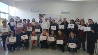 Curso de Gastronomia capacita moradores e incentiva empreendedorismo