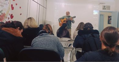 Formação continuada reúne educadoras em reflexão sobre os desafios da educação