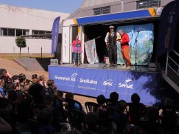 Carreta RecreArte do Sesc leva cultura, lazer e diversão gratuita para as crianças em Santo Antônio do Planalto