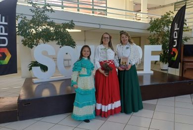 EMEF São Paulo apresenta Projeto ´Resgate do Pinheiro Brasileiro´ em Carazinho