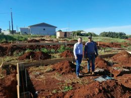 Sonho da casa própria avança com início da construção de novas casas populares em Santo Antônio do Planalto