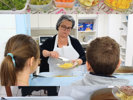Alimentação escolar contribui para a saúde e o desenvolvimento das crianças nas escolas em Santo Antônio do Planalto
